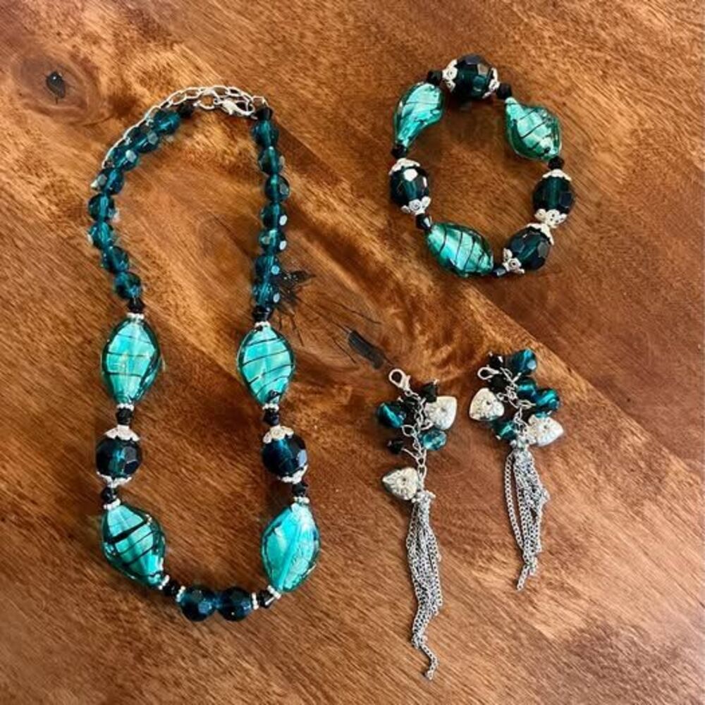 Vintage Handmade Glass Bead necklace & bracelet set with removable charms